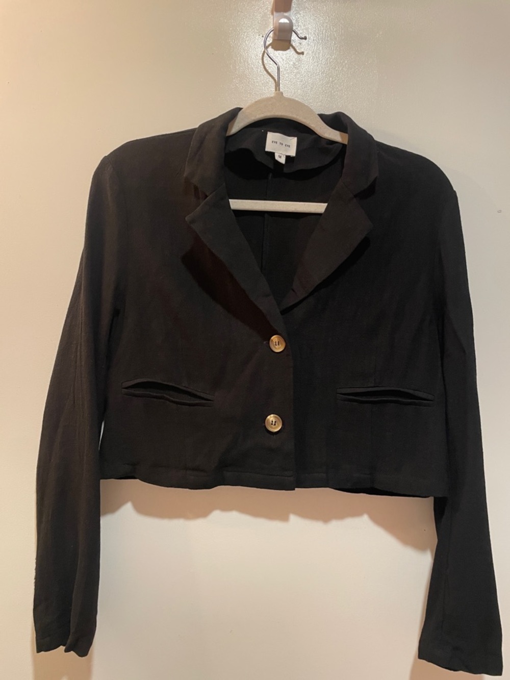 NWOT Linen Blend Cropped Blazer in Black - Size Medium